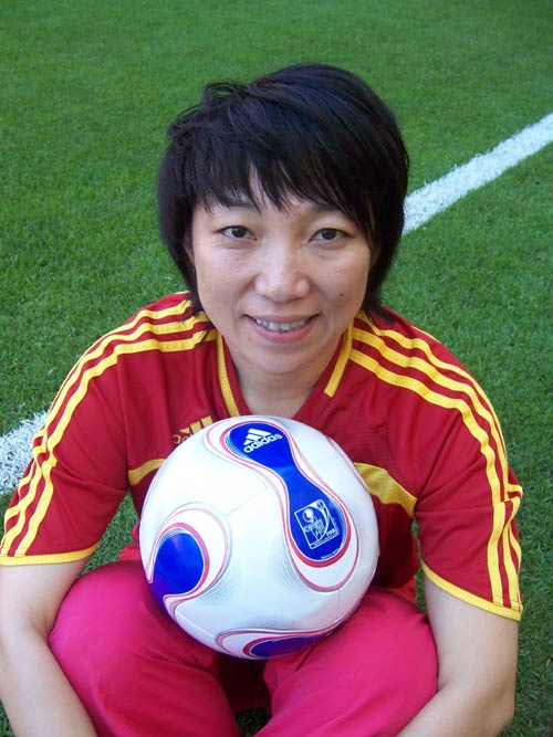 国际足联21世纪最佳球员孙雯,铿锵玫瑰孙莹