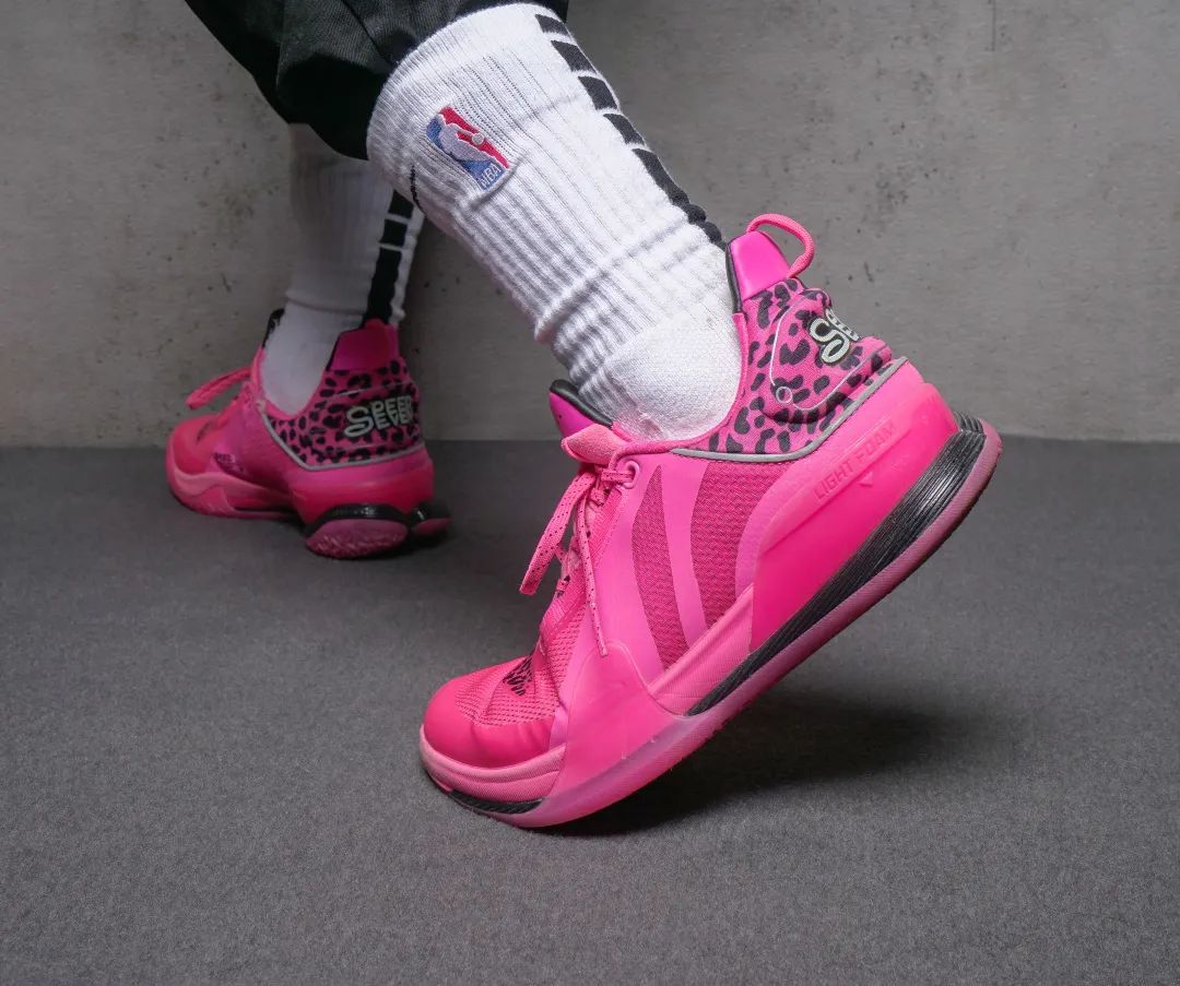 闪击7实战测评颜值不够实力来凑,闪击7premium测评