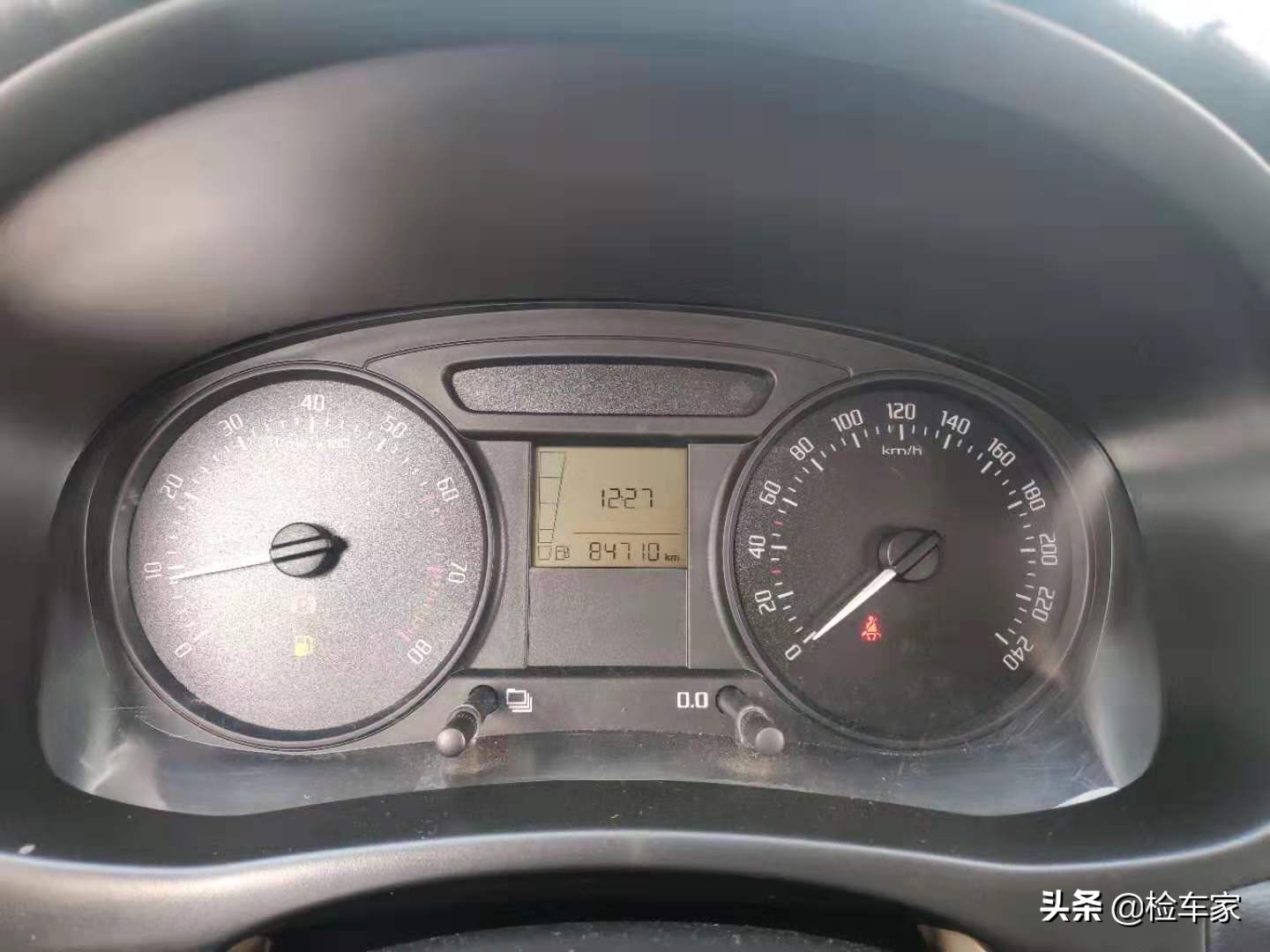 买二手大众polo哪款性价比高,大众polo和斯柯达晶锐对比视频