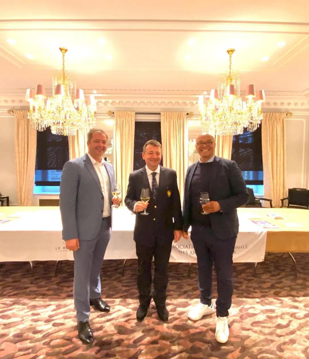 贵族学校学生的奢侈生活,贵族学校真实生活合集