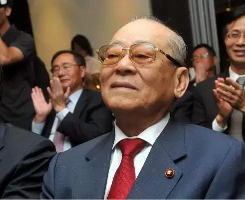 祖籍石狮,卖大米起家建筑业千亿“土地公”,宏泰人寿要打包出售