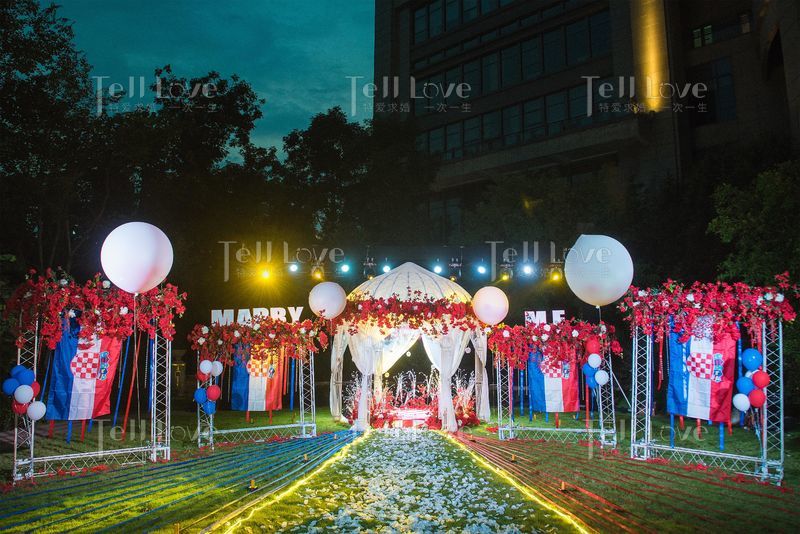 怎么样求婚比较简单又浪漫,求婚怎么求浪漫六种最佳求婚方式