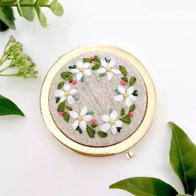 丝带绣教程大全简单,丝带绣的入门教程