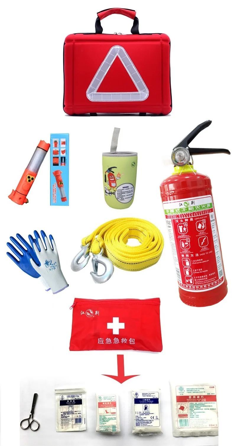 熊孩子玩灭火器被家长教训,熊孩子把灭火器玩爆炸