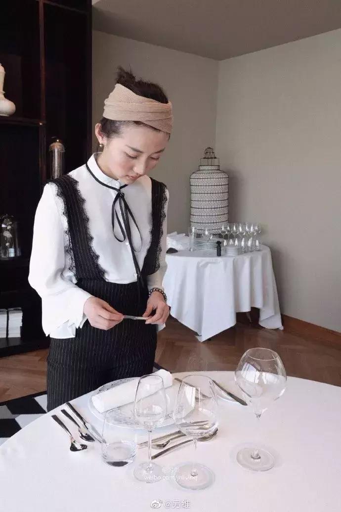 我去学了餐桌礼仪,感受到了满满的阶级差距