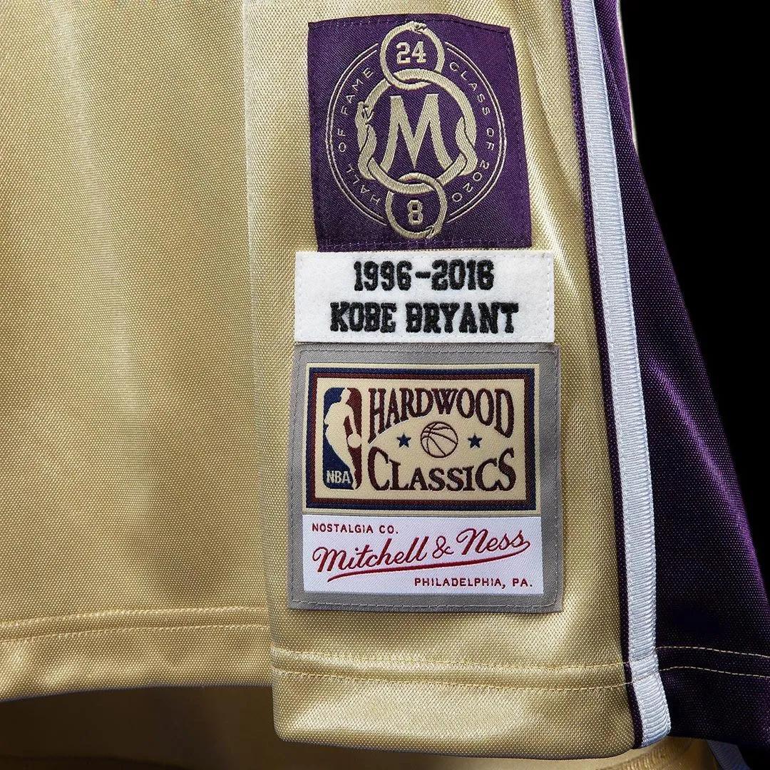 实战新语|高挂在湖人主场的24号球衣，飘向篮球的最高殿堂