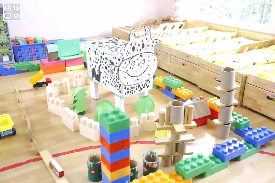 空间小、经费不足、面临*迁拆**，这家幼儿园却给出了满分的环境