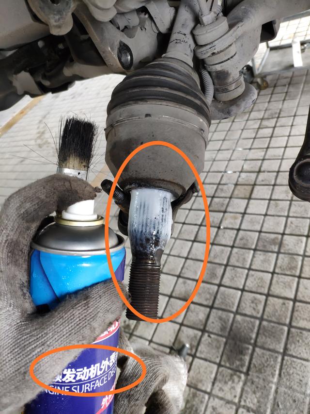 别克君越轴承坏现象,维修别克老款君越