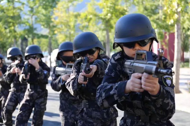 穿越军童铁旅-做一个手心向下的人，双赢思维去面对未来