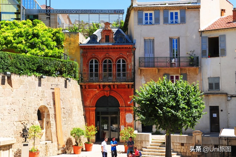 感受法国浪漫的东方韵小镇,邂逅法国最美小镇