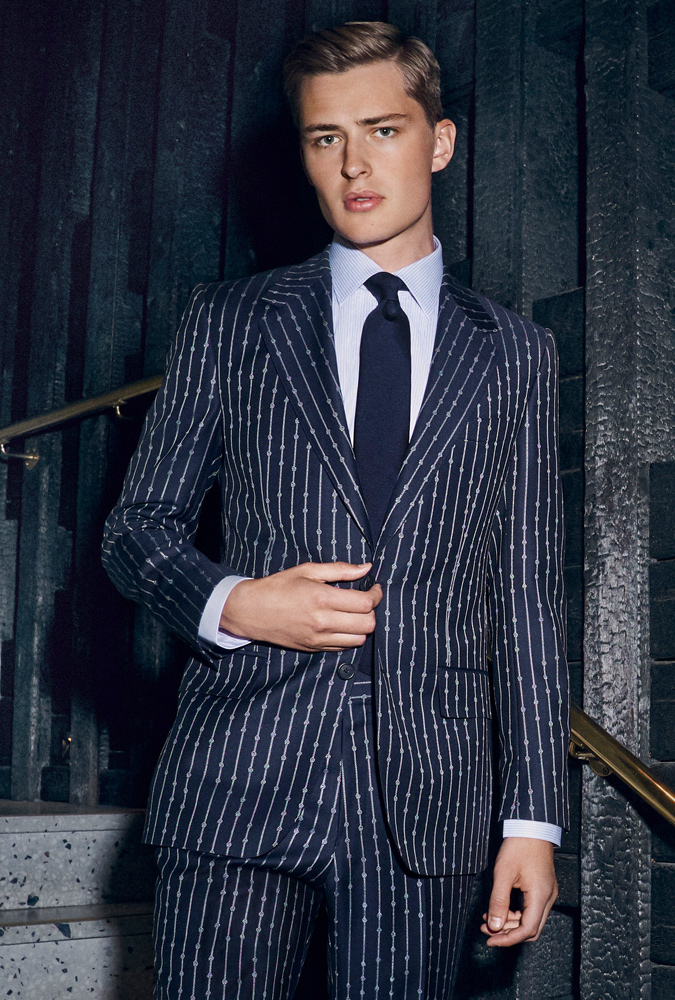 完整的指南，以测量西装它可能是你需要的所有西装