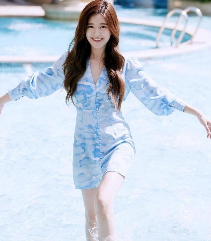 旺夫女人超美连衣裙,减龄不露腿穿搭连衣裙