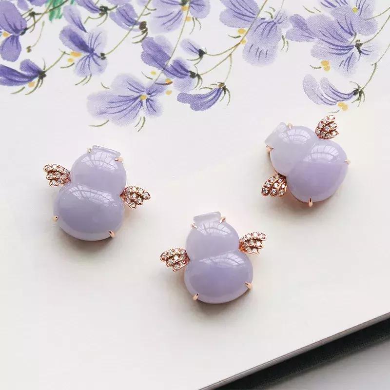 送礼品翡翠,有什么适合送礼的翡翠款式