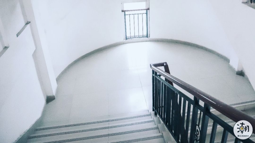 閿﹀煄鐨囧璐垫棌瀛﹂櫌,鎴愰兘閿﹀煄璐垫棌瀛﹂櫌