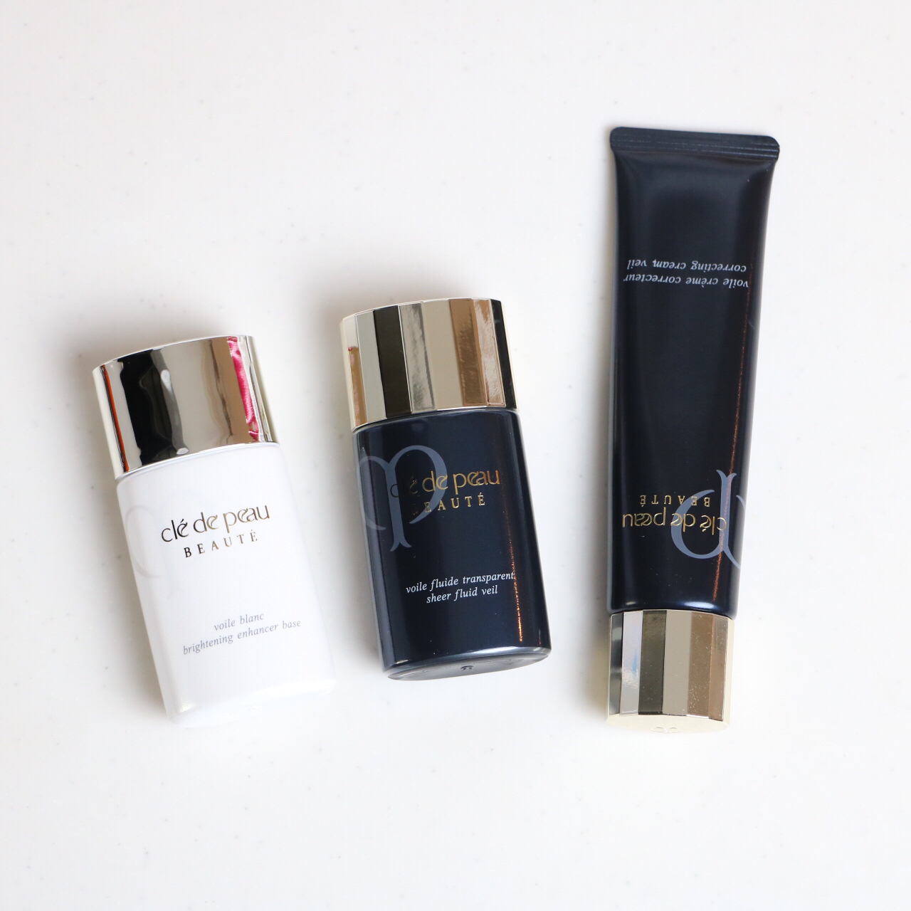 混合油皮适合护肤精华,混油皮保湿护肤方法