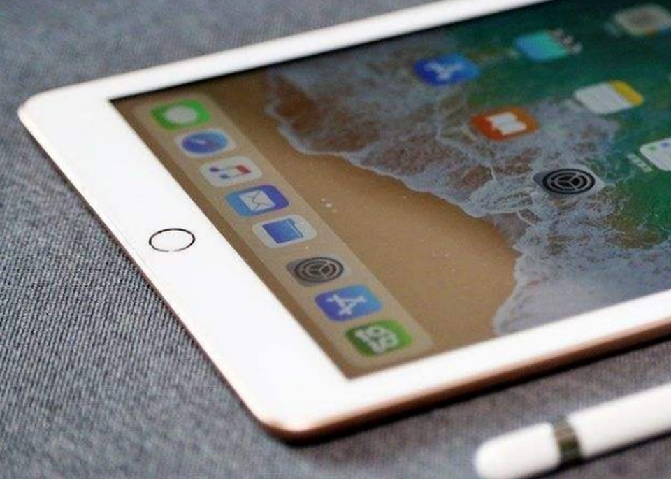 掌上学习小助手，帮助学习不掉链子——2018款AppleiPad