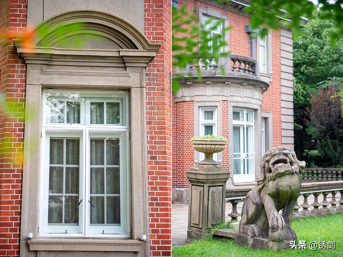 隐匿在上海闹市的豪宅,隐匿在市中心里的中式庭院