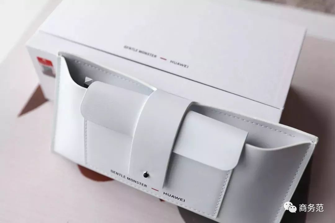 拆开之前收到的54个快递，每一份都让人感到美好