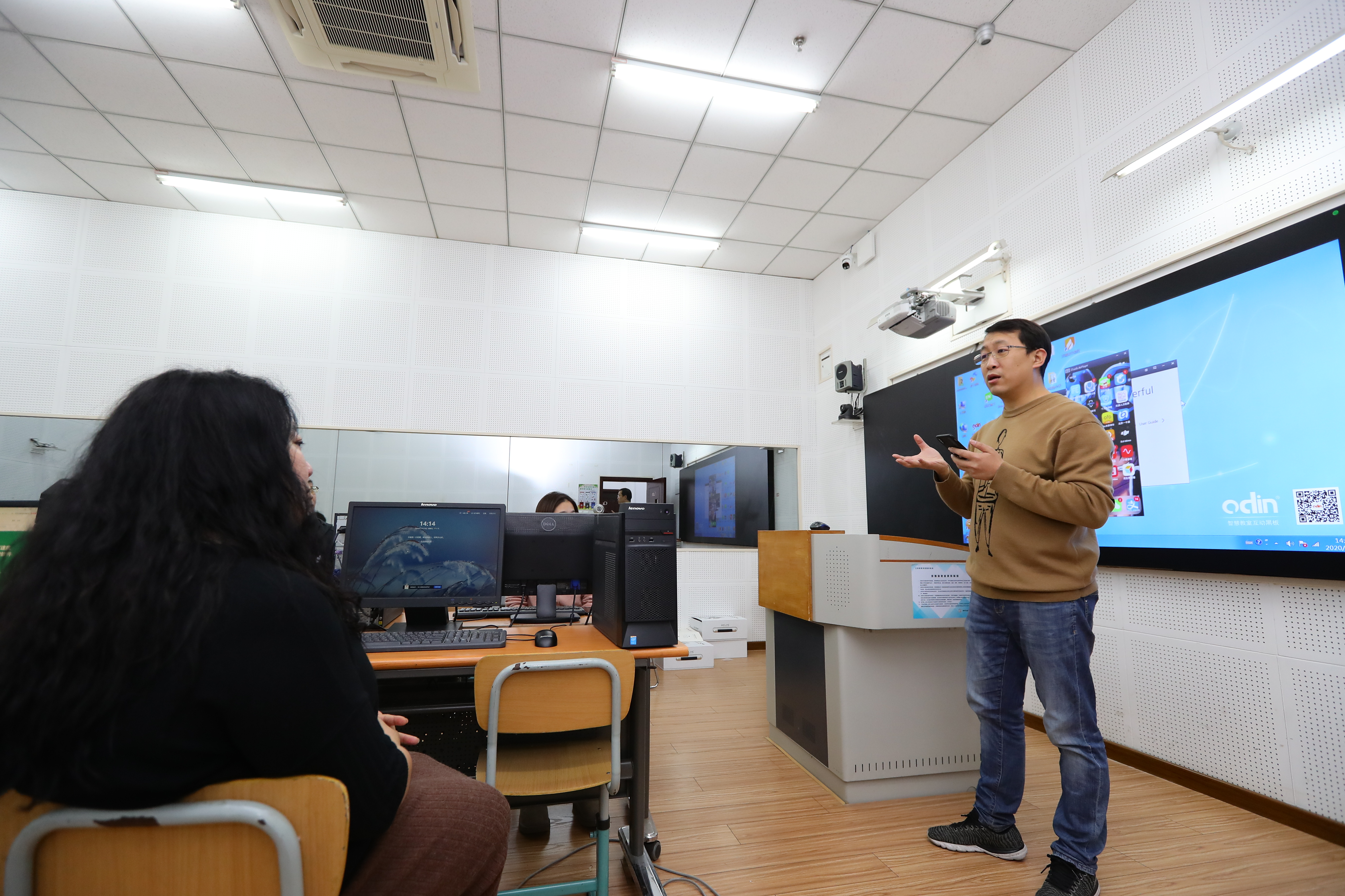 智慧课堂与教学同步,智慧课堂同课异构通讯稿