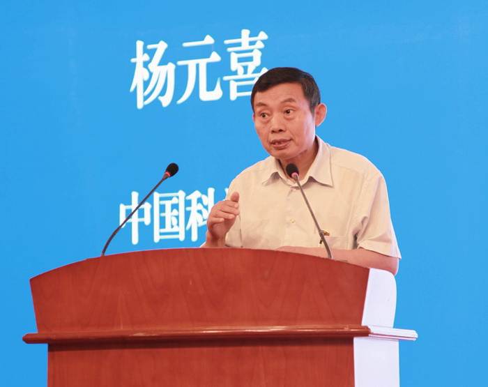 江苏穷小子，家里有7兄妹，没钱读书，他却成北斗卫星副总工程师