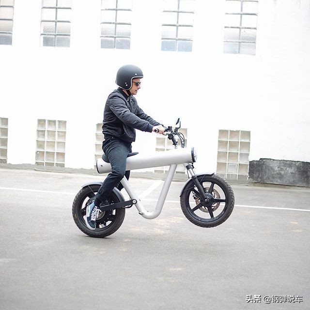 小火箭电摩托，轻量化车身自重40千克，售价8000美元，最快80公里