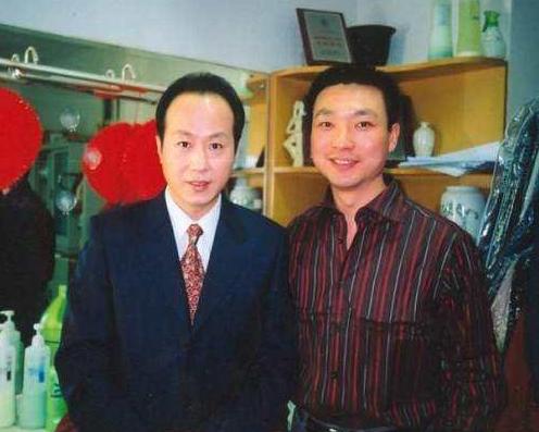 罗京去世十年妻子改嫁富商,罗京去世十年妻子改嫁富商母亲