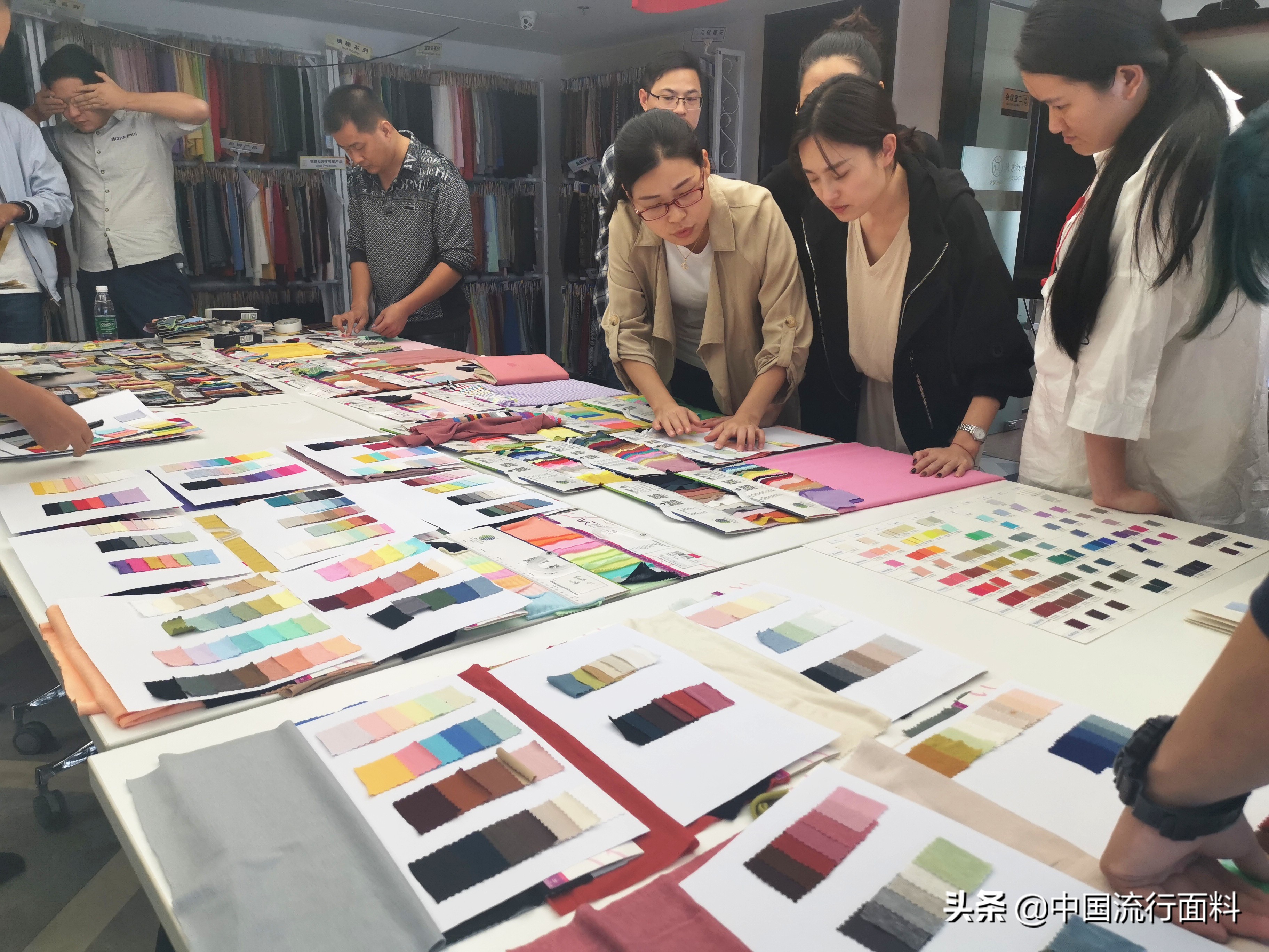 健业：前瞻2021春夏，探路休闲针织面料创新可能|时尚万里行