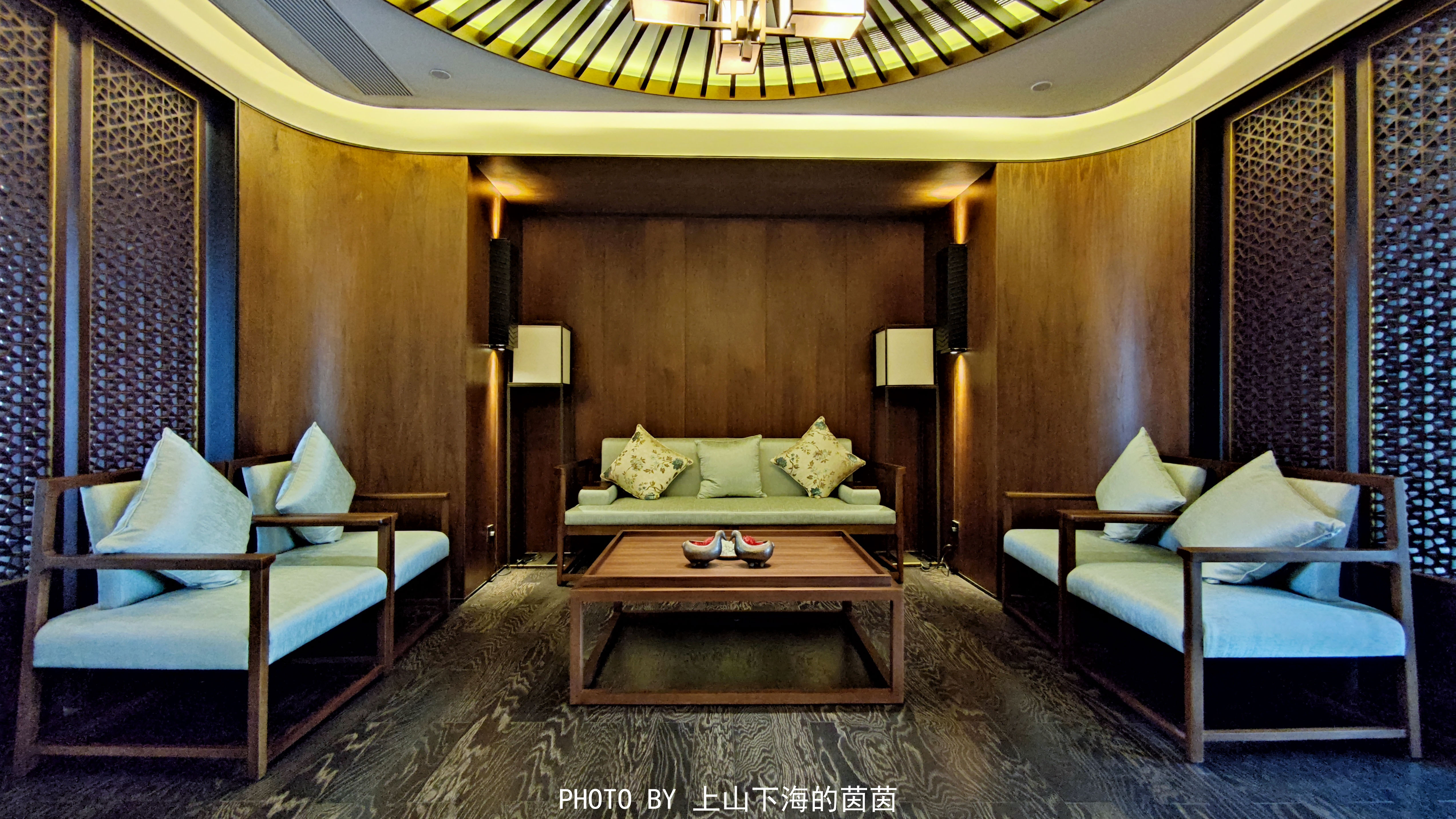 网红美食打卡！情侣路旁珠海度假村星海楼，选择困难症犯了