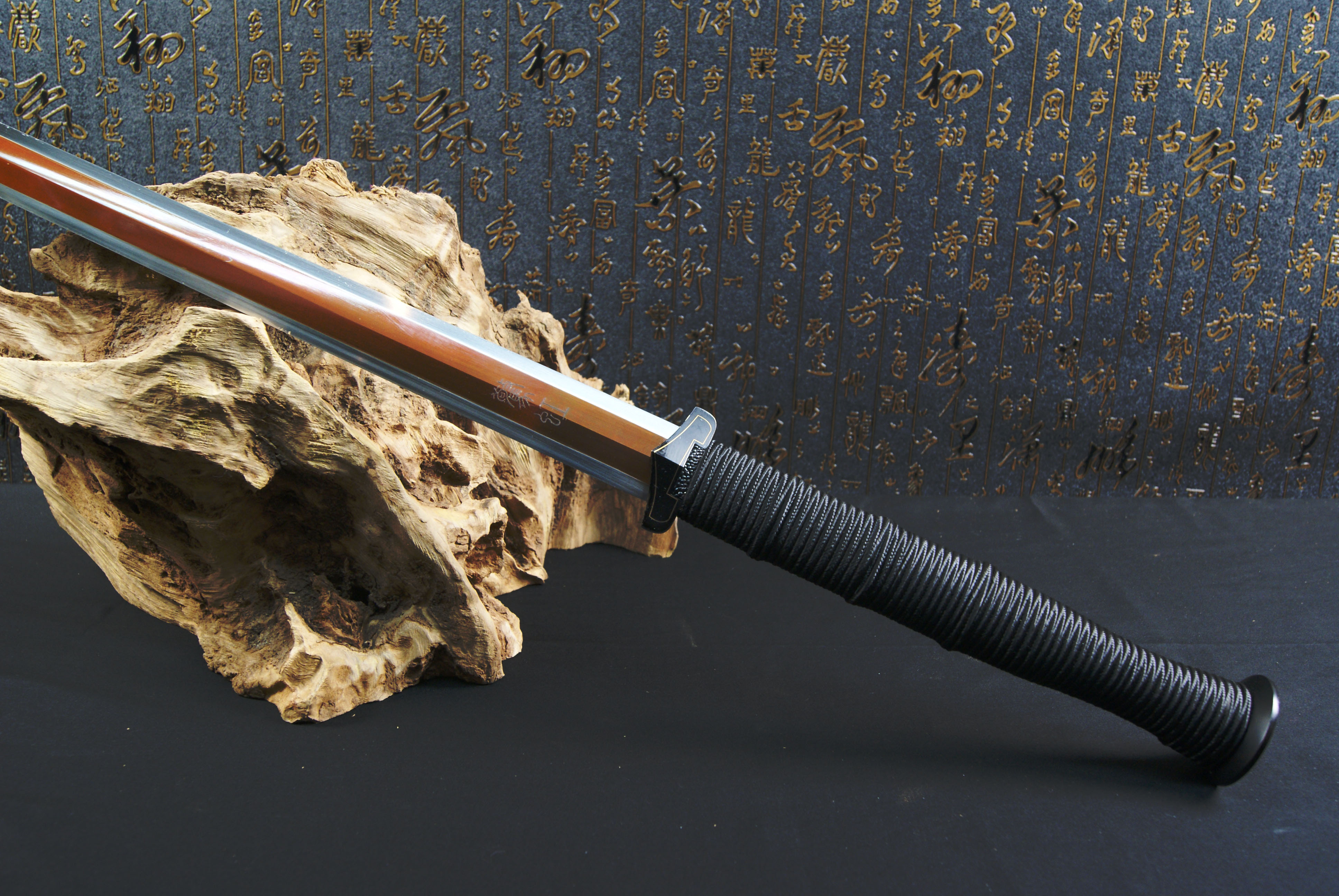 削铁如泥刀剑效果怎么样,唯一没有断代过的刀剑制作