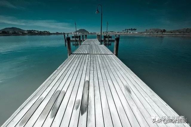 超广角和长焦镜头哪个更实用,广角镜头和长焦镜头优缺点