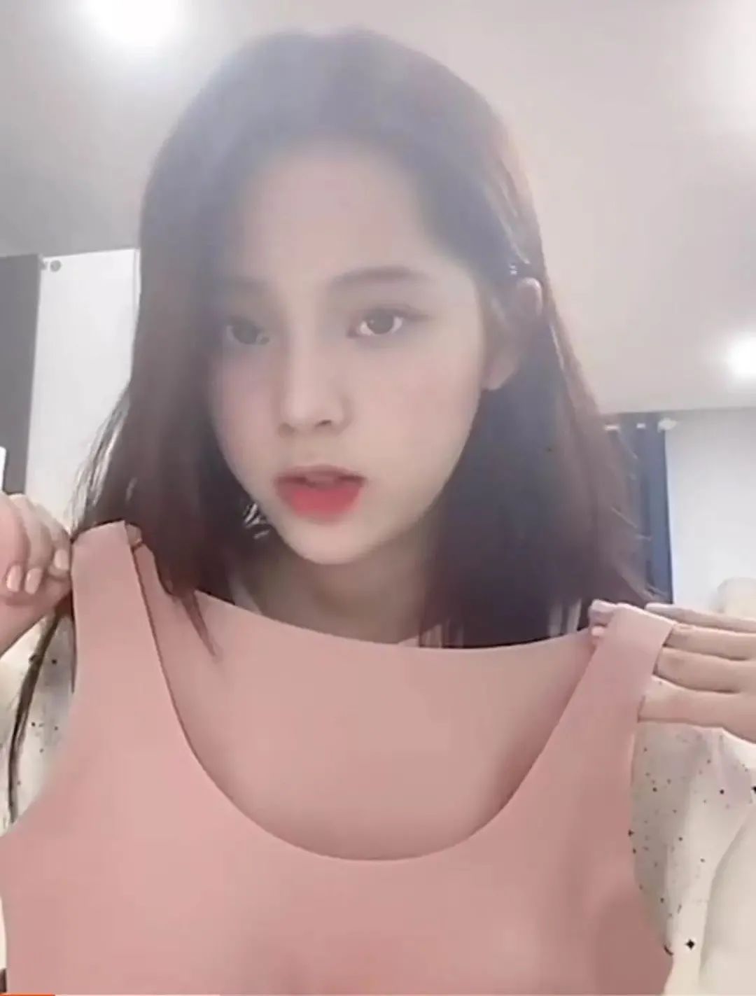 疯狂被复制的Ubras,能火多久?