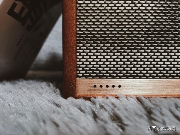 经典与新科技的融合：MarshallStanmoreII智能蓝牙音箱使用体验