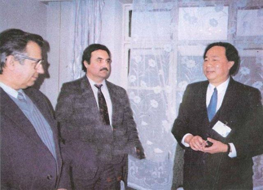 中国倒爷纪录片,牟其中开始了自己传奇的倒爷人生