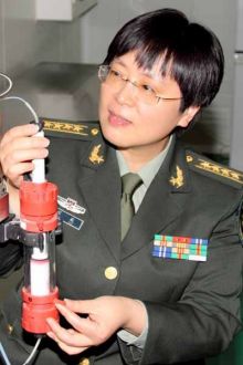 浜烘皯鑻遍泟闄堣枃绮惧僵鐗囨,浜烘皯鑻遍泟闄堣枃鏈楄