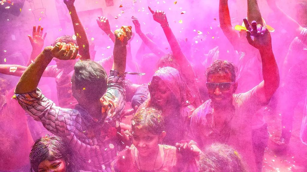 印度疫情持续恶化疫情总数,印度疫情确诊人数或过亿