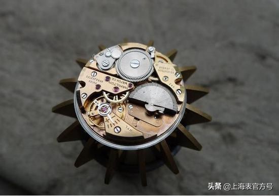 机械表厚一厘米算厚吗,全自动机械表男表薄