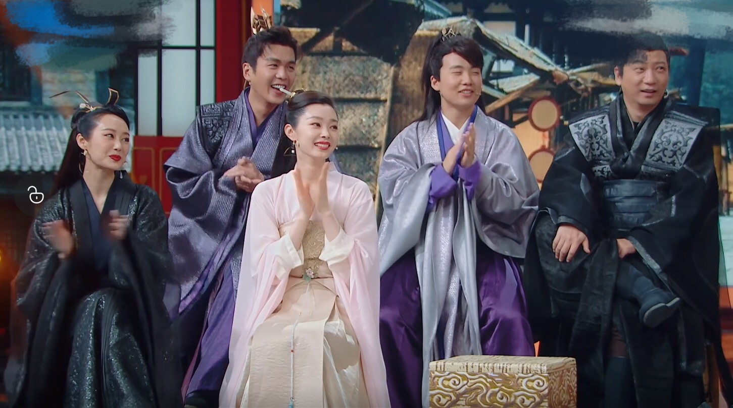 白到发光的景甜,宋轶景甜风格