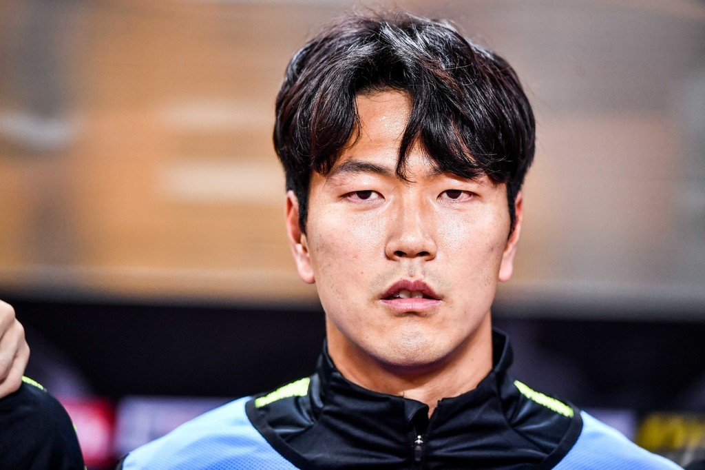 东亚杯国足0比3不敌韩国,东亚杯国足韩国直播