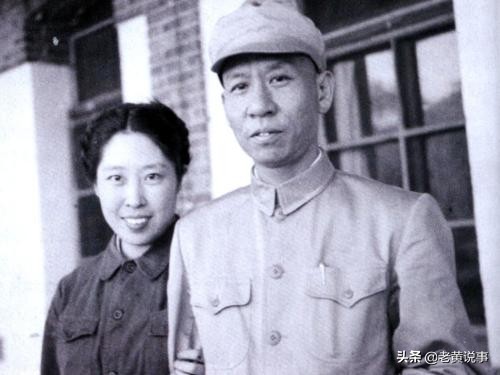 击落日机8.5架的抗战英雄,92岁病逝美国,有个妹妹叫王光美