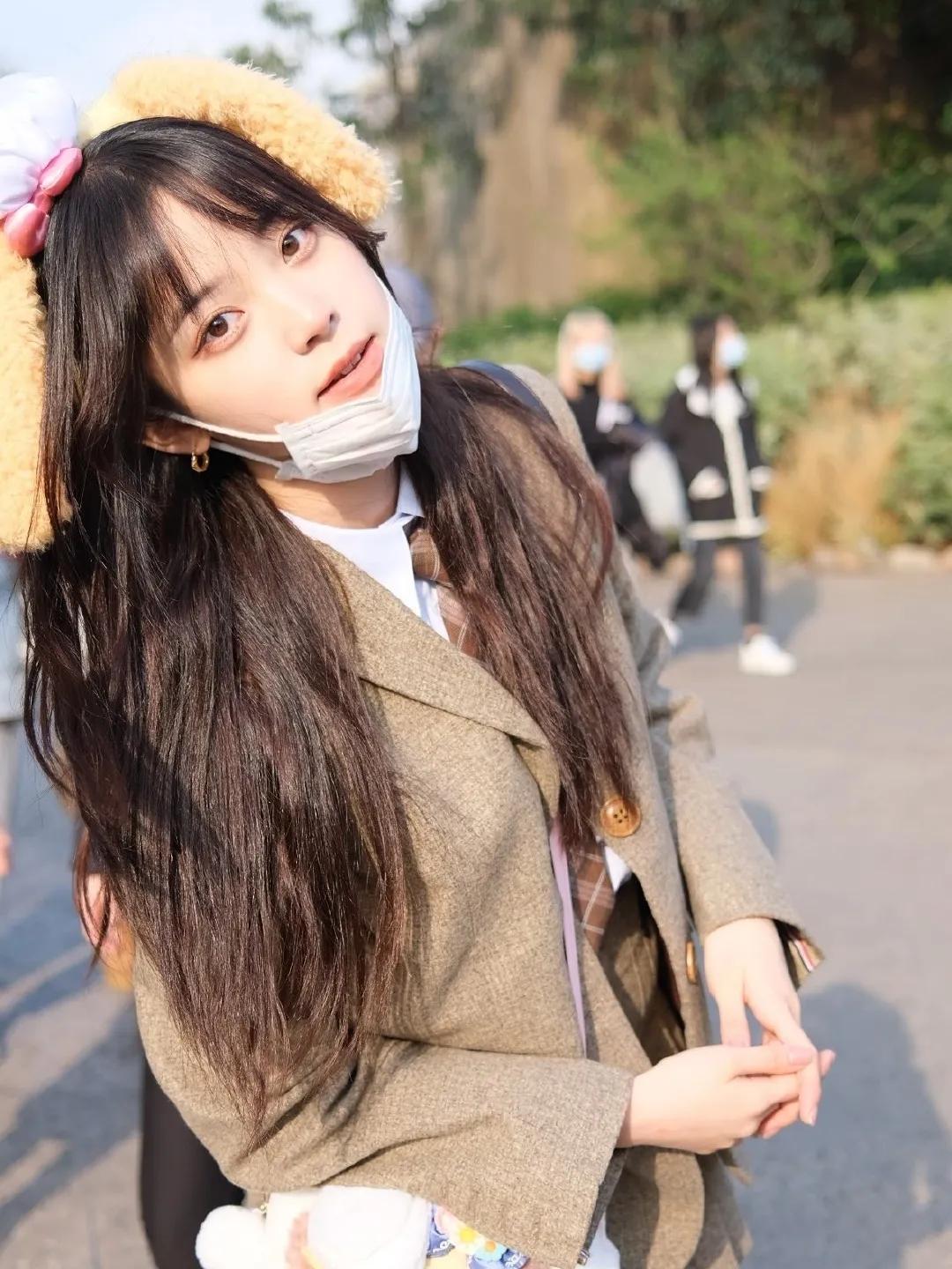 春季西装外套怎么穿出时髦感,西装外套最帅气的搭法春天必穿