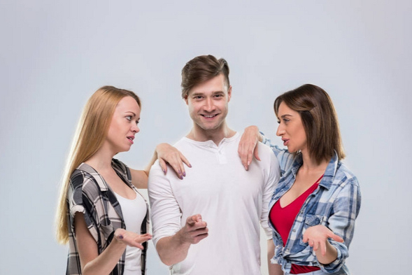 面对老公对于前妻的正确态度,男人离婚该不该和前妻保持联系