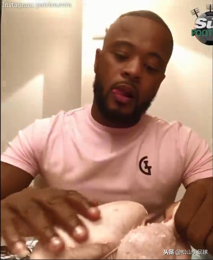 曼联传奇现场看球,曼联传奇足球