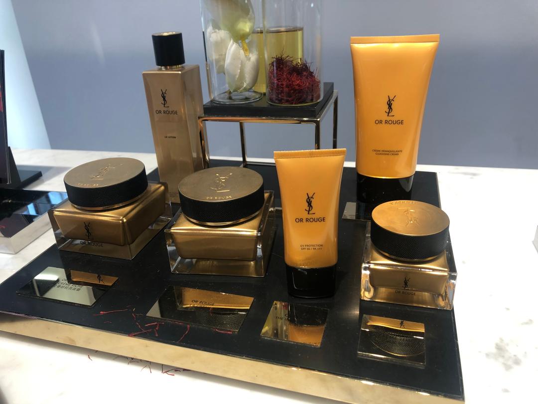 完美日记909唇釉和704哪个好看,完美日记名片唇釉水光版103和105