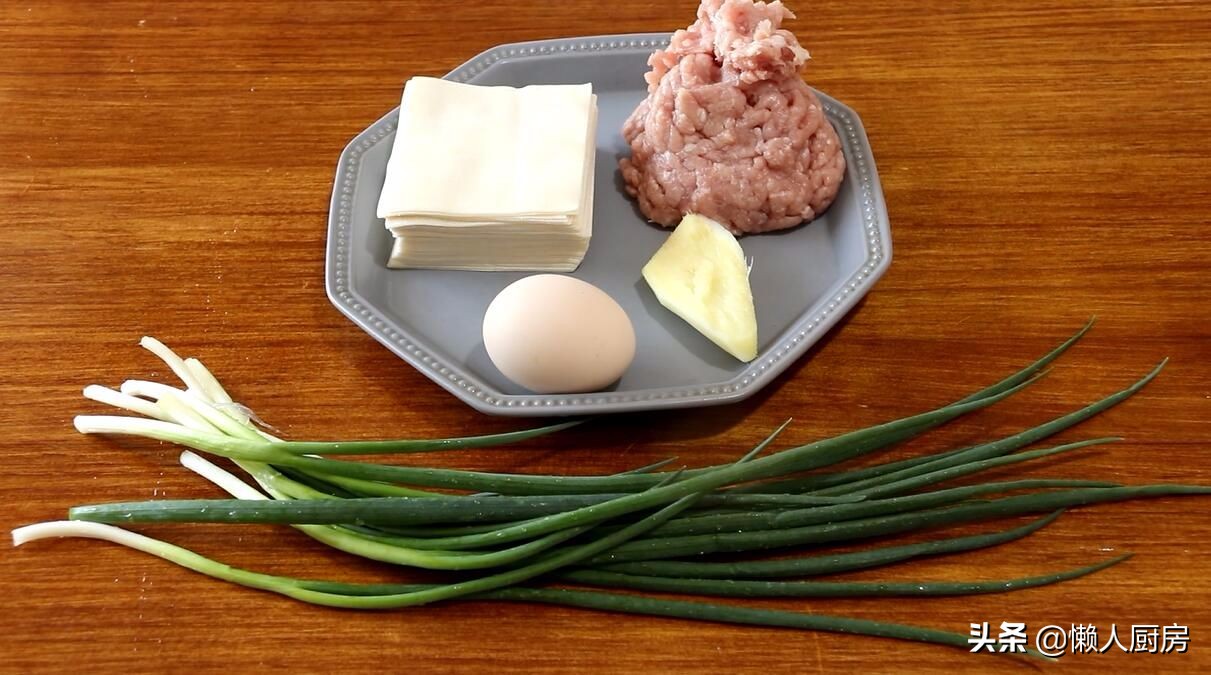 小馄饨的肉馅的正确做法,小馄饨肉馅怎么调比较好吃