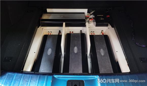 本田urv大面积改装,本田urv音响7喇叭升级12喇叭