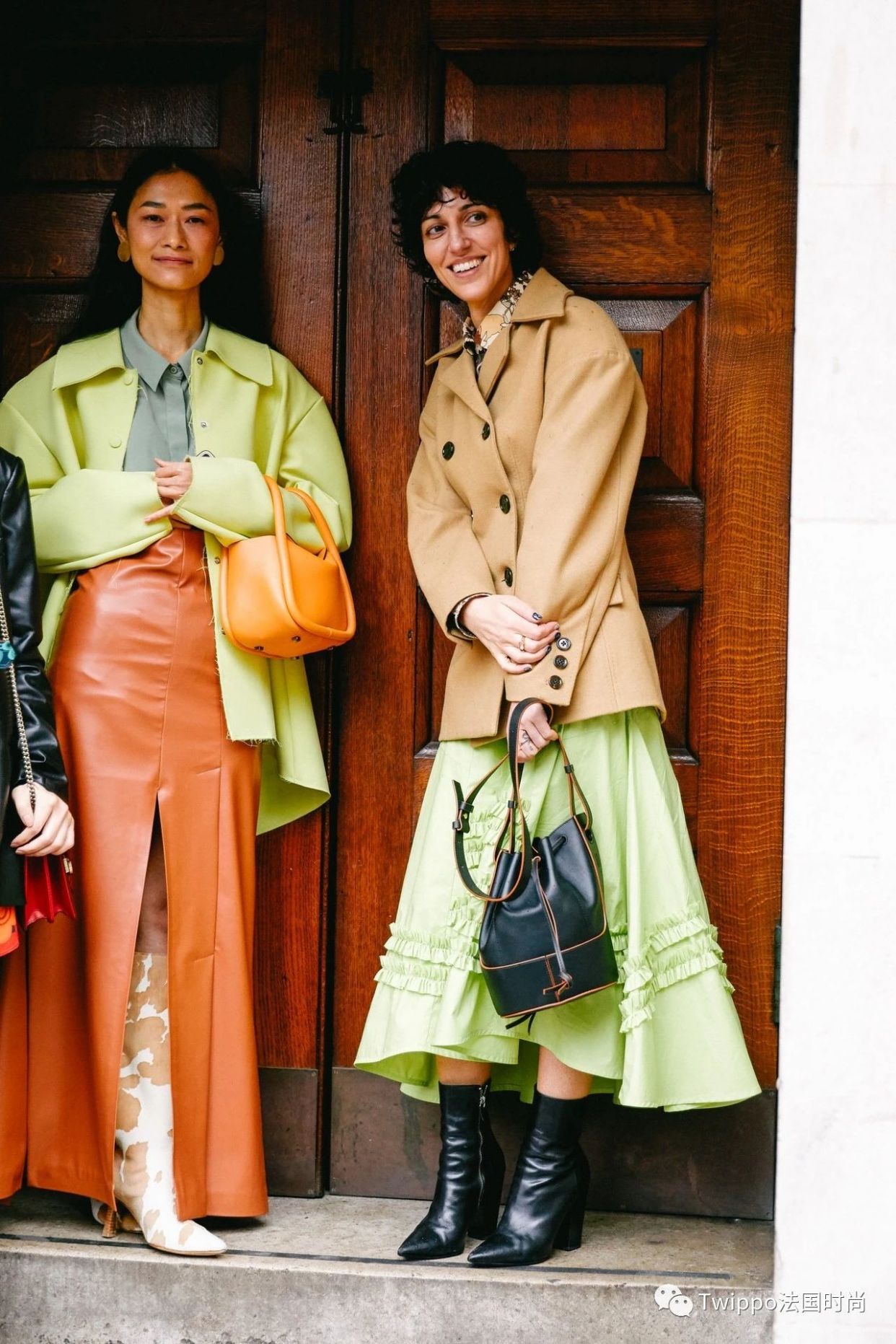 巴黎女孩春天穿什么裙子,法国女人夏天穿什么裙子