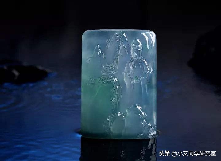 举头望明月低头思故乡中的月,月球上大概有多少个玉石