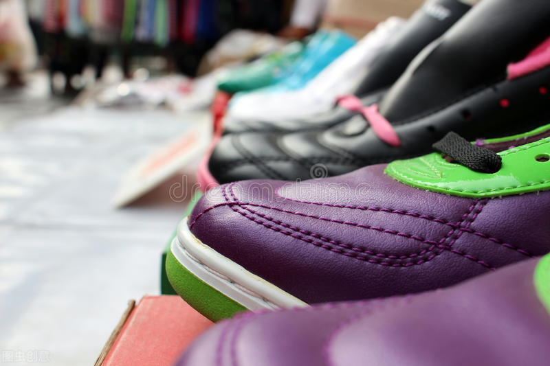 姐妹如果相处不到一起怎么远离她,对于不喜欢的姐妹你会如何对待