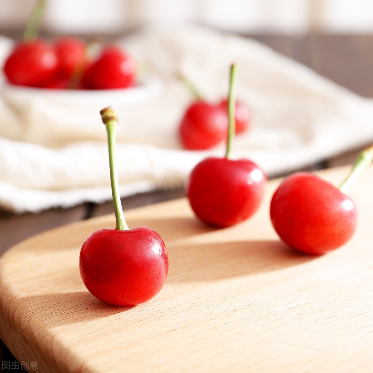 车厘子可以加热吃,夏季的车厘子能吃吗