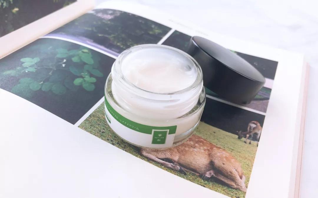 去眼纹去黑眼圈用什么方法,去眼袋黑公认最好用的土方法